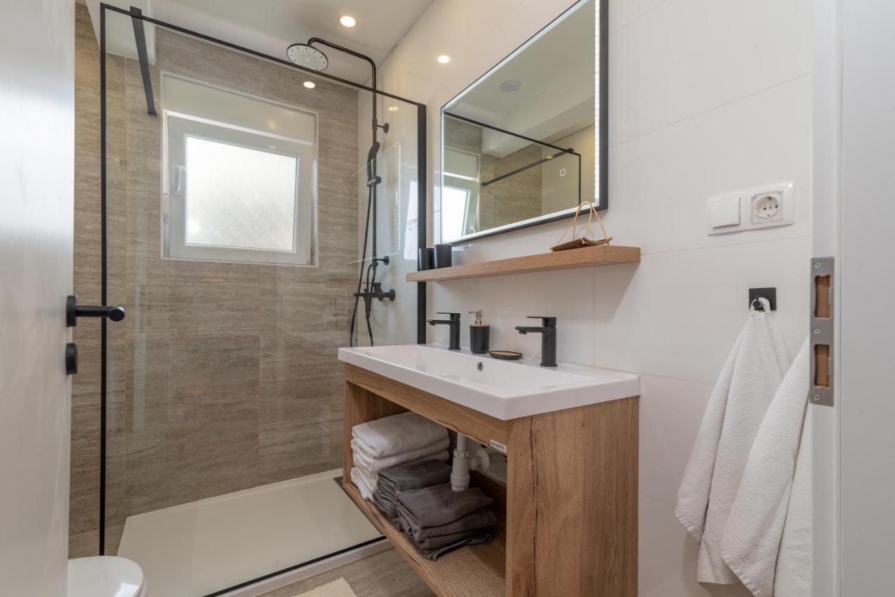 Villa Eight By Villa Kuzmanic Trogir Ngoại thất bức ảnh